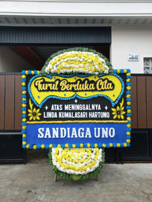Papan Bunga Duka di Binturu