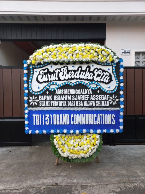 Papan Bunga Duka di Binturu